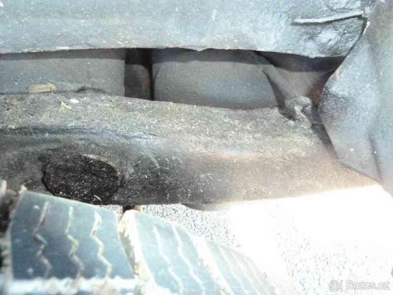 Mitsubishi Pajero 2,8   TD - foto 4