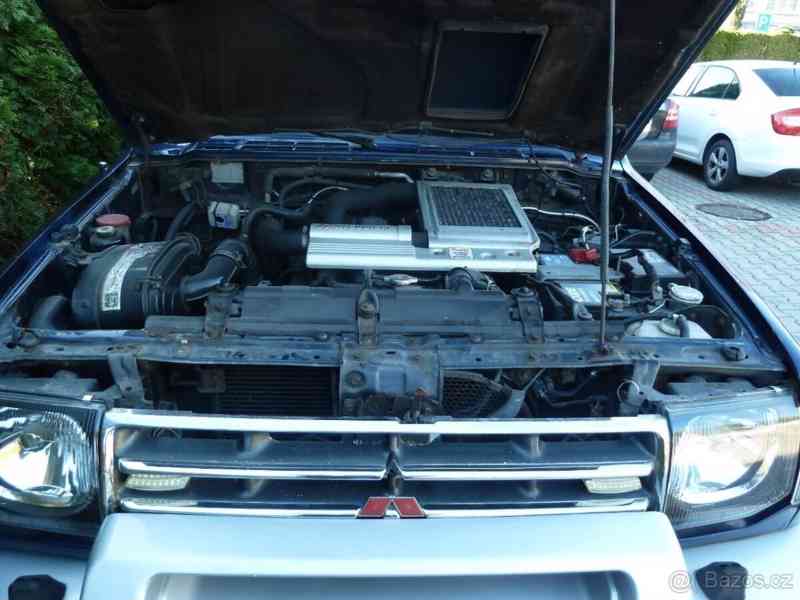 Mitsubishi Pajero 2,8   TD - foto 9