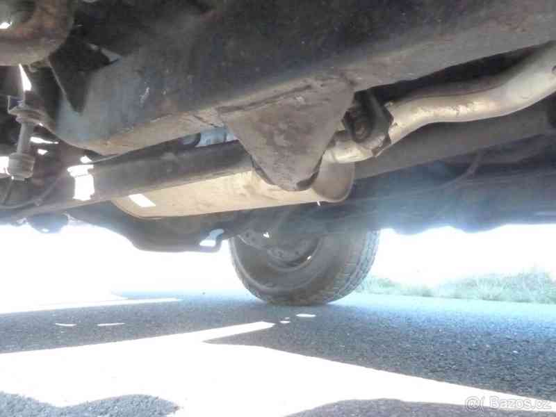 Mitsubishi Pajero 2,8   TD - foto 7