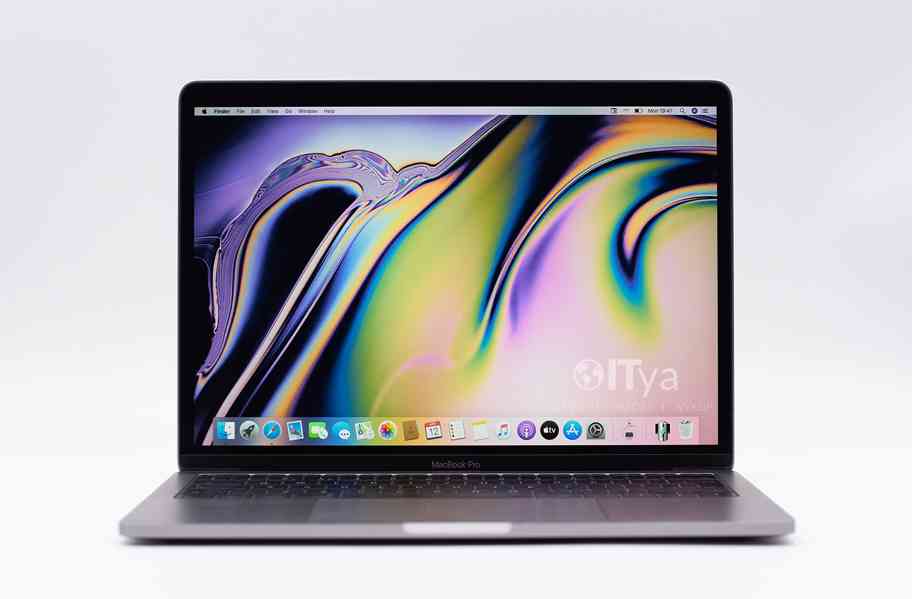 MacBook Pro 13" 2017 Retina Space Gray + ZÁRUKA!