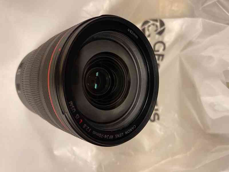 Canon RF 24-70mm f/2.8L IS USM - foto 2