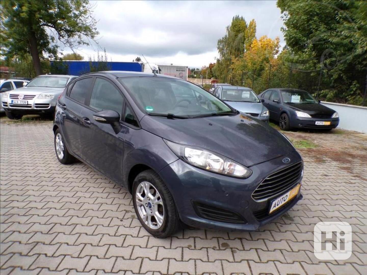 Ford Fiesta 1,0 i 59KW SERVISNÍ KNIHA - foto 1
