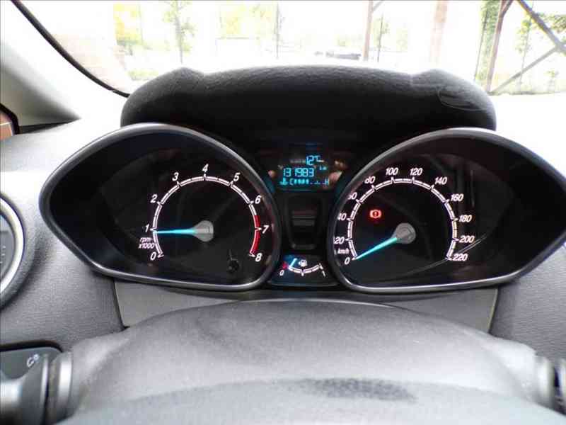 Ford Fiesta 1,0 i 59KW SERVISNÍ KNIHA - foto 5