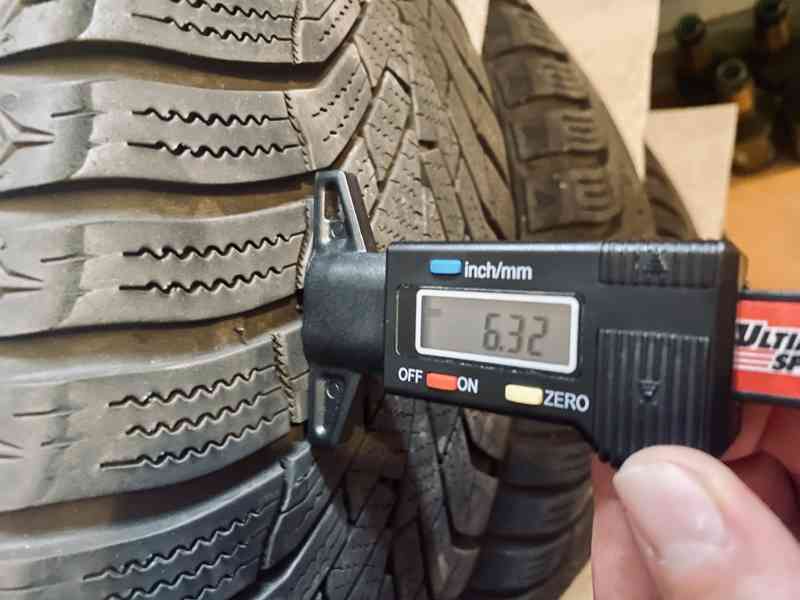 ZIMNÍ PNEUMATIKY KUMHO 225/40 R18 92W (6,5 mm) - foto 5