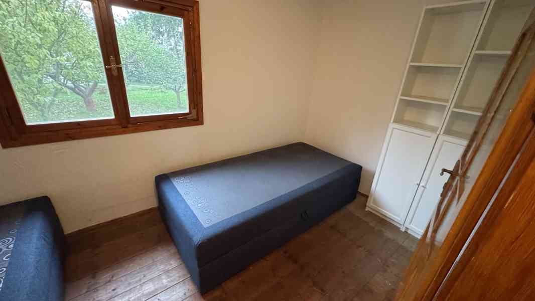 Pronájem chata - Káraný - foto 13