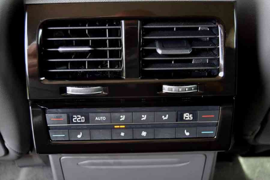 Volkswagen Touareg 3.0 TDI V6 170kW 4MOTION Tiptronic Navi - foto 15
