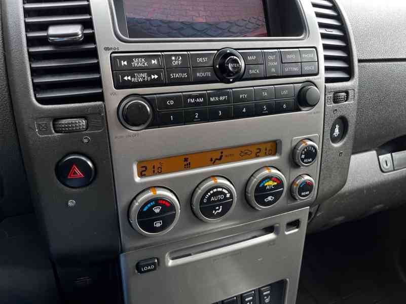 Nissan Pathfinder 4.0i V6 Premium Aut. benzín 198kw - foto 6