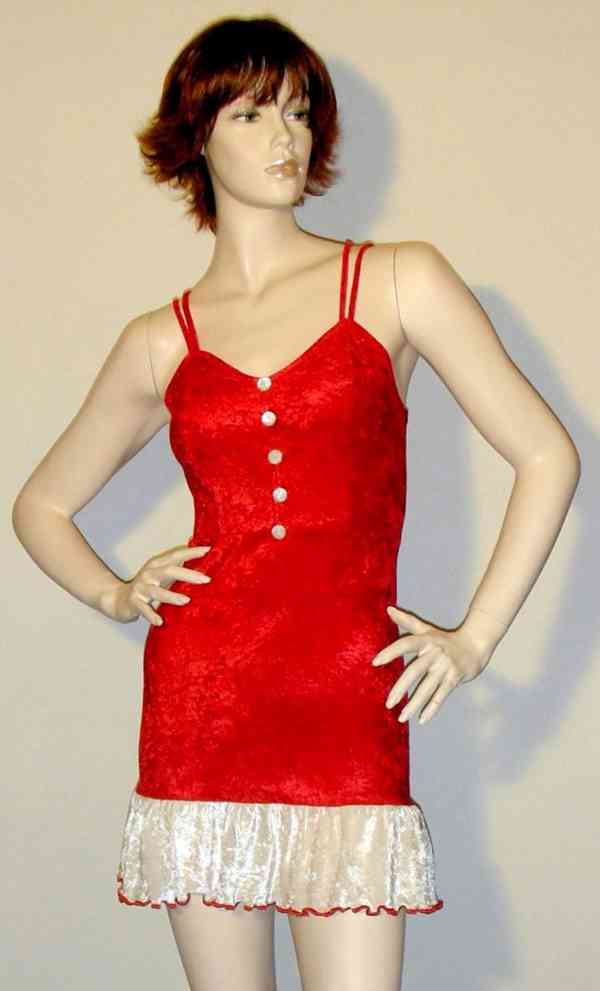 Výprodej veškerých šatů, látek, nití  i vybavení prodejny - foto 82