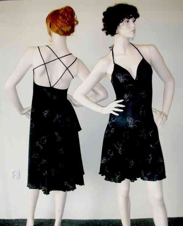 Výprodej veškerých šatů, látek, nití  i vybavení prodejny - foto 64