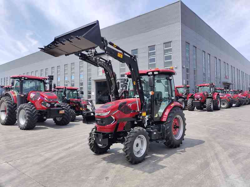 Prodam traktor HANWO HWB 604C, STAGE V, pohodlná kabina  - foto 7