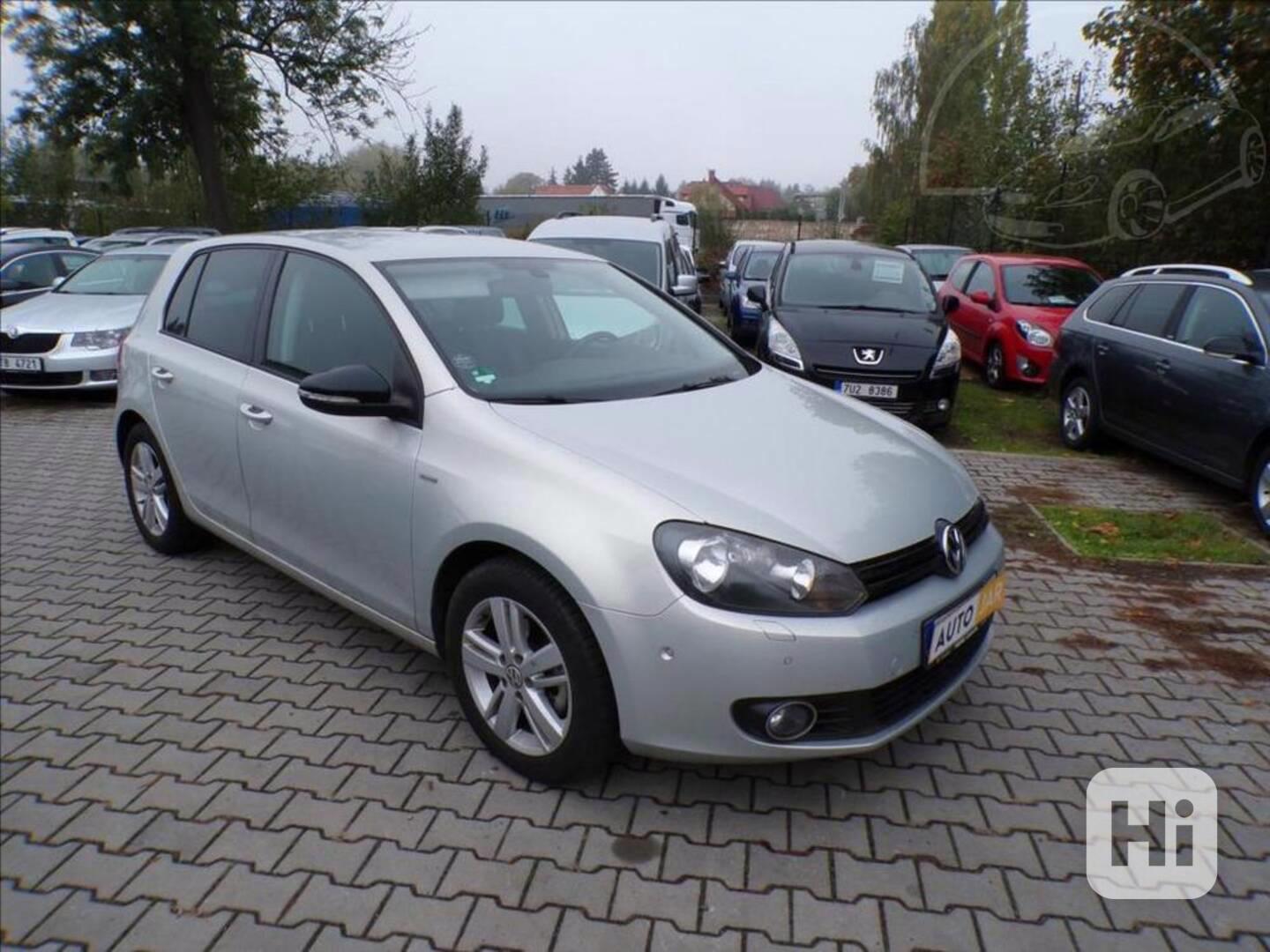 Volkswagen Golf 1,4 TSI NEZÁVISLÉ TOPENÍ - foto 1