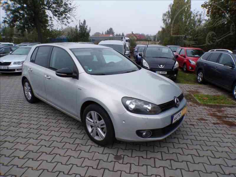 Volkswagen Golf 1,4 TSI NEZÁVISLÉ TOPENÍ - foto 1