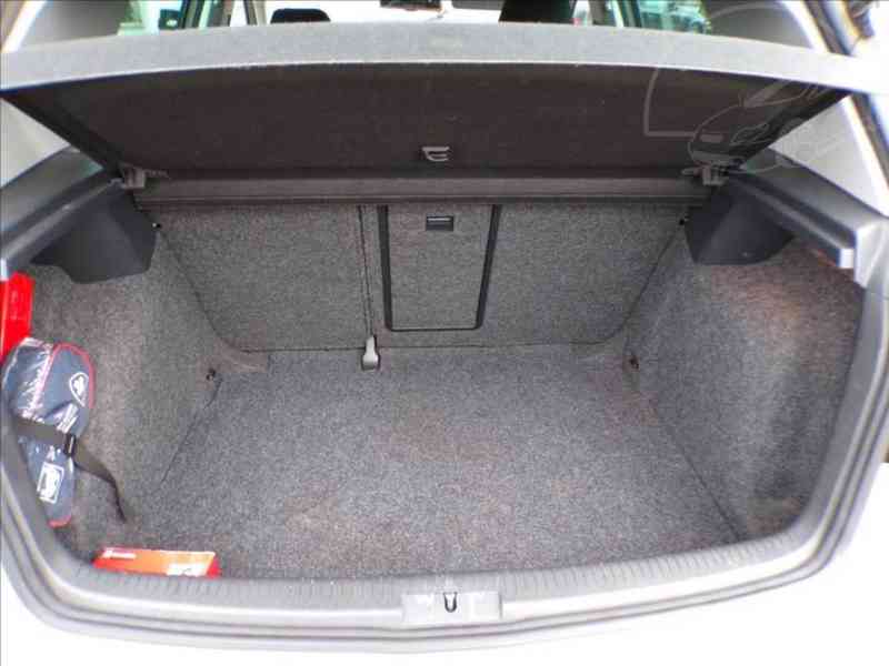 Volkswagen Golf 1,4 TSI NEZÁVISLÉ TOPENÍ - foto 10