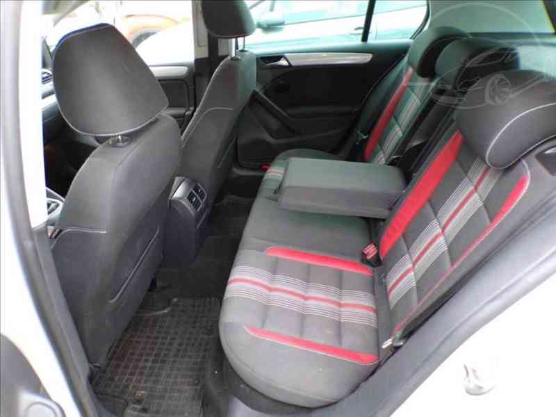 Volkswagen Golf 1,4 TSI NEZÁVISLÉ TOPENÍ - foto 9