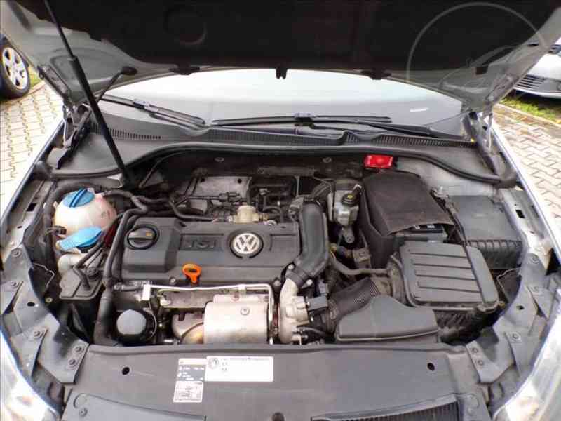 Volkswagen Golf 1,4 TSI NEZÁVISLÉ TOPENÍ - foto 13