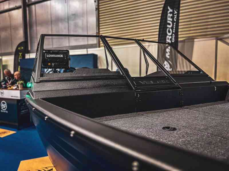 NOVÁ motor. loď Velex 585 + Mercury F 150 - foto 3