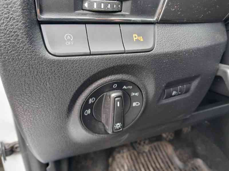  ŠKODA Fabia Combi Style 1,0 TSI 81 kW - foto 17