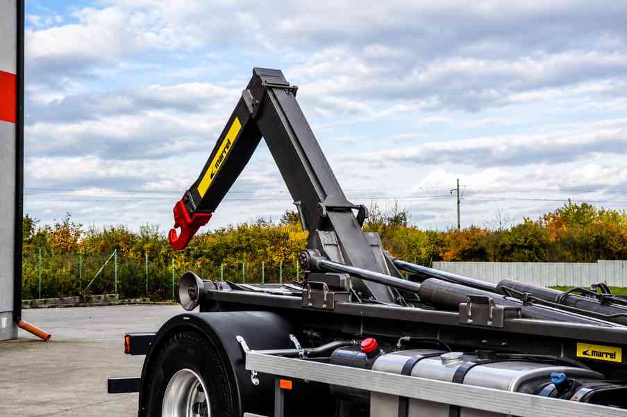 MERCEDES AXOR 1829 / 18T HÁKOVÝ NOSIČ KONTEJNERŮ EU5 - foto 6