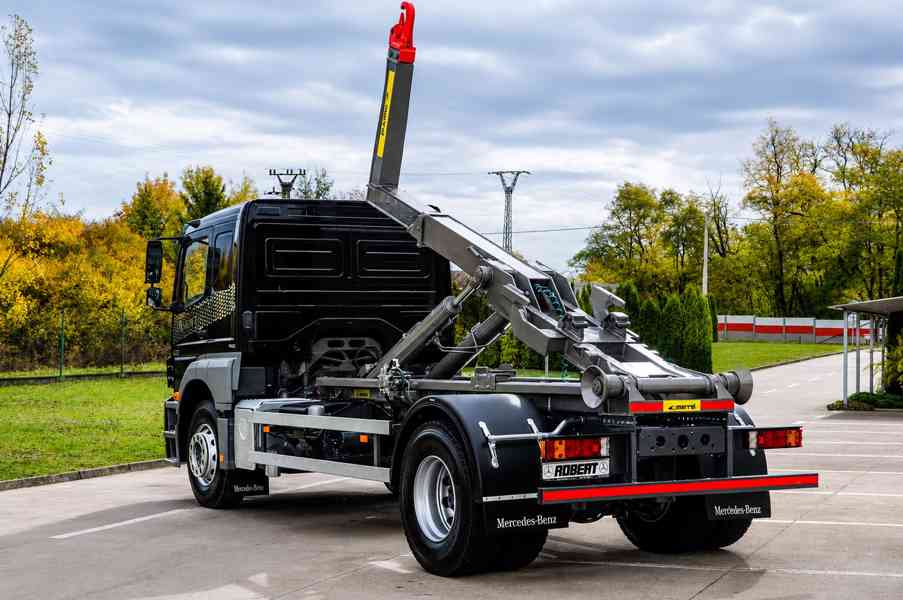 MERCEDES AXOR 1829 / 18T HÁKOVÝ NOSIČ KONTEJNERŮ EU5 - foto 2