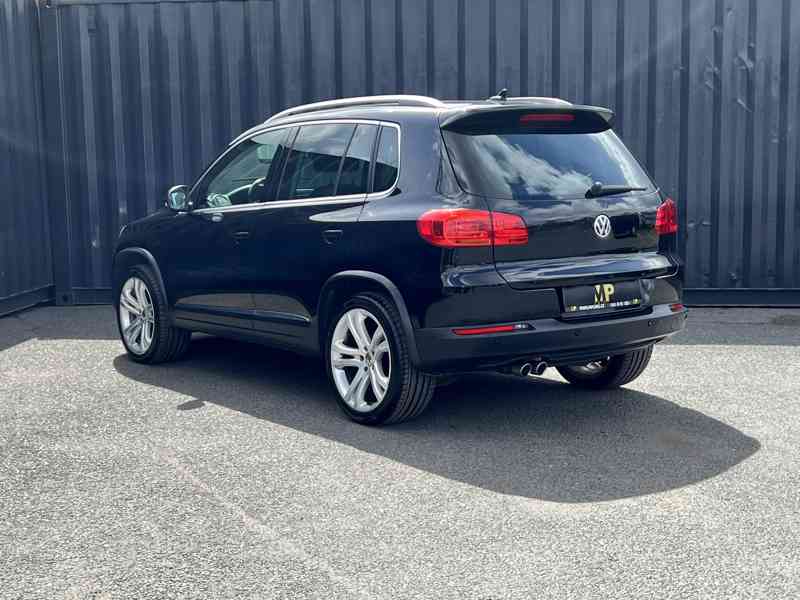 Volkswagen Tiguan, 2.0 TDi Sport&Style, Navi - foto 7