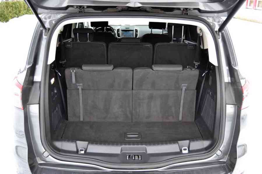 Ford S-Max 2.0 TDCI 110kW Titanium 7 míst - foto 14