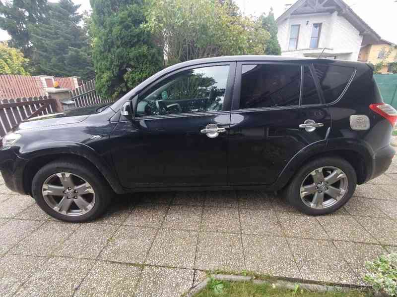 Toyota RAV4 2,2   2011, 4x4 - foto 3