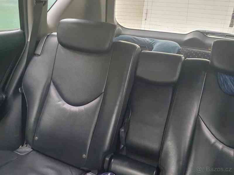 Toyota RAV4 2,2   2011, 4x4 - foto 5