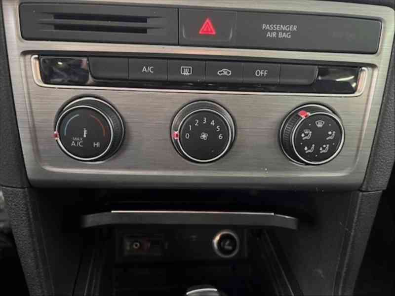 Volkswagen Golf Sportsvan 1,4   TSI 92 kW AUTOMAT, 2015 - foto 4