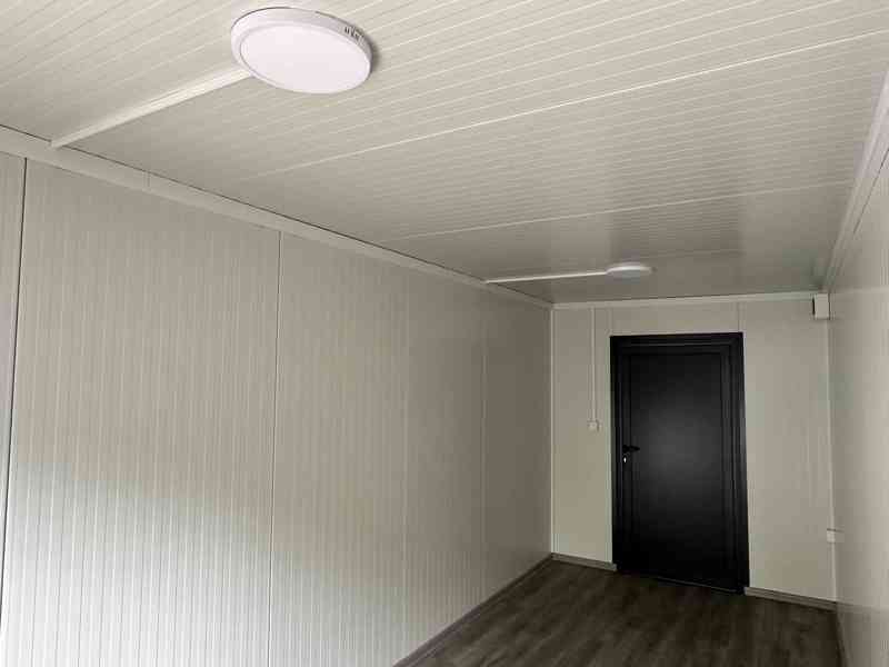 Stavební skladový kontejner zateplený 6x2,4m - foto 2