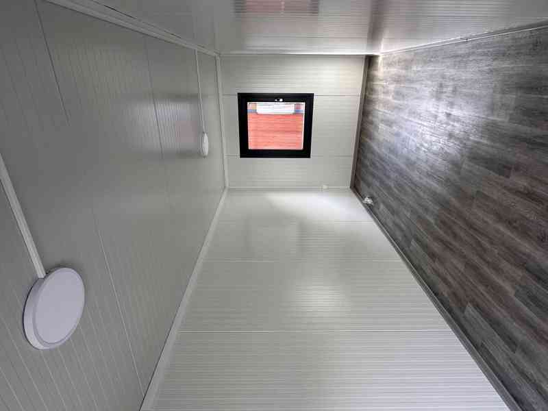 Stavební skladový kontejner zateplený 6x2,4m - foto 3