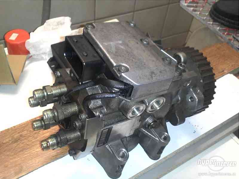 Prodám vstřikovaci čerpadlo AUDI,VW, 059130106K - foto 1
