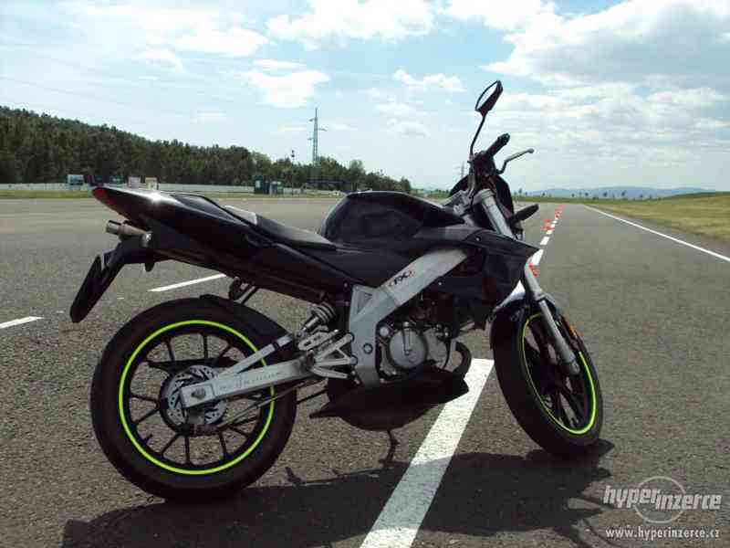 Prodám Derbi GPR 50 Nude, VÝBORNÝ STAV!!! - foto 3