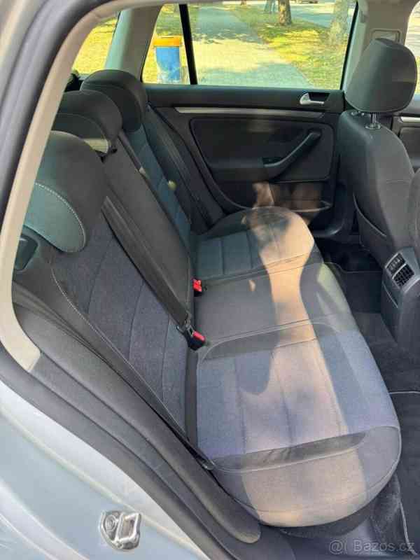 Volkswagen Golf 1,2   TSi 77kW 2012 Style - foto 3