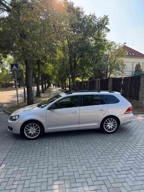 Volkswagen Golf 1,2   TSi 77kW 2012 Style - foto 5