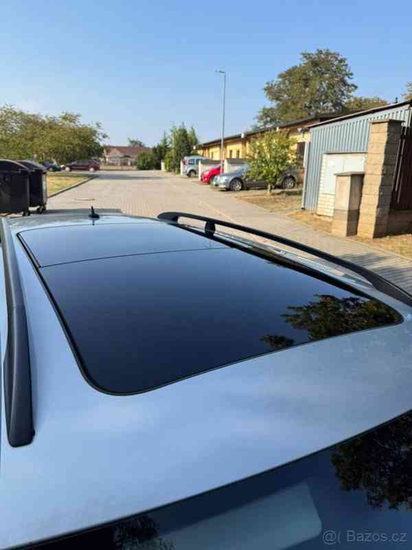 Volkswagen Golf 1,2   TSi 77kW 2012 Style - foto 14