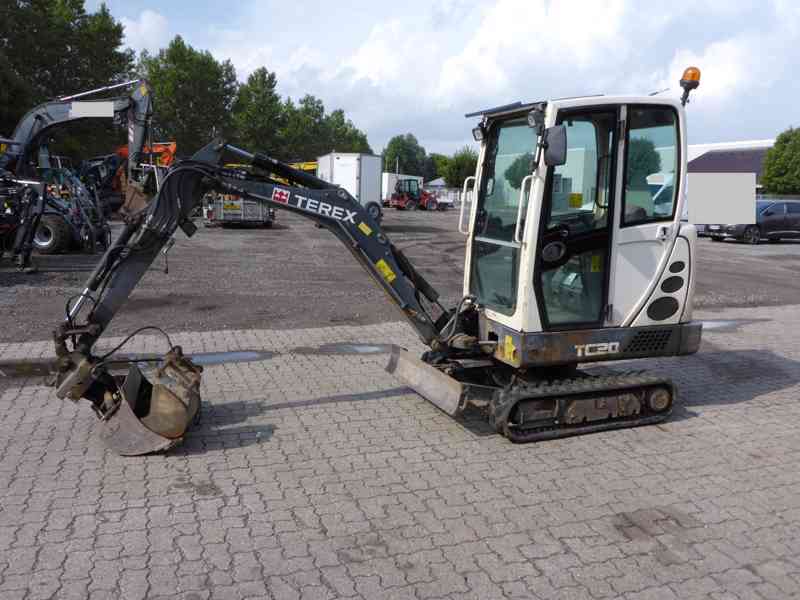  Minibagr Terex TC-T20T - výborný stav - foto 1