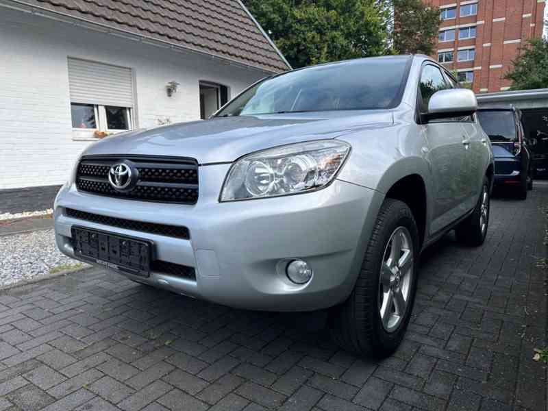 Toyota RAV 4 2,0i  Sol benzín 112kw