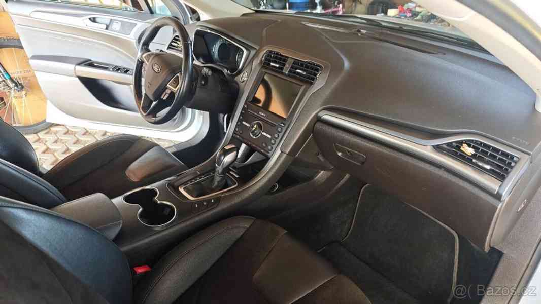 Ford Mondeo 2,0   4x4, 132 kW, nez. topení, pano - foto 8