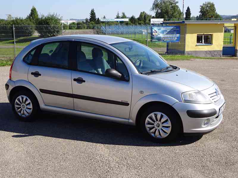 Citroen C3 1.1i r.v.2005 Koupeno v ČR - foto 2