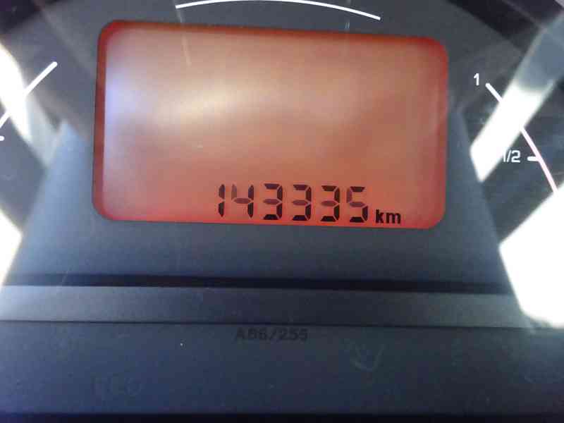 Citroen C3 1.1i r.v.2005 Koupeno v ČR - foto 7