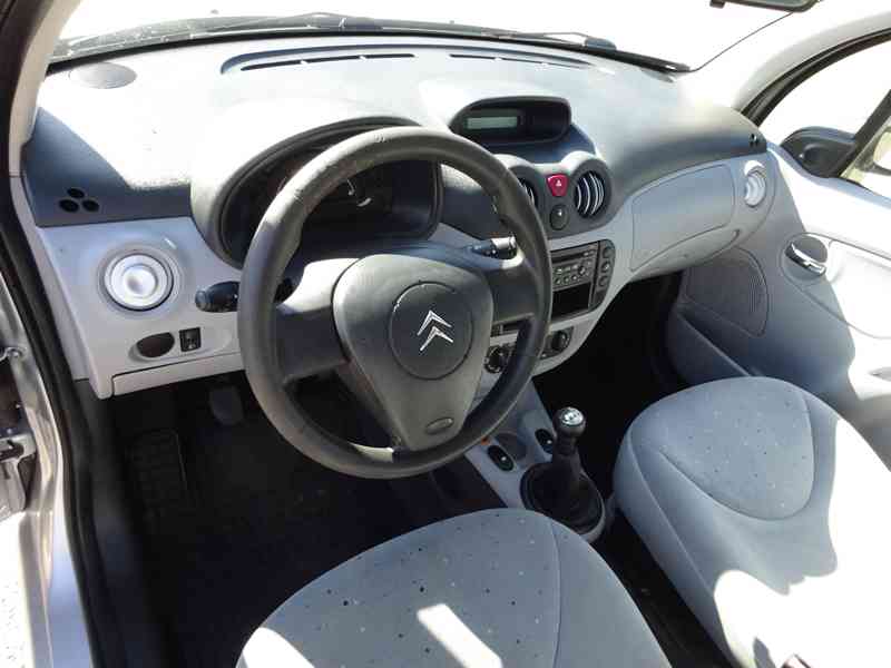 Citroen C3 1.1i r.v.2005 Koupeno v ČR - foto 5
