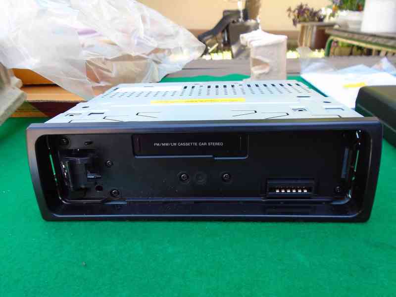 Nové nerozbalené rádio autorádio Sony XR-4800 kazetové panel - foto 3