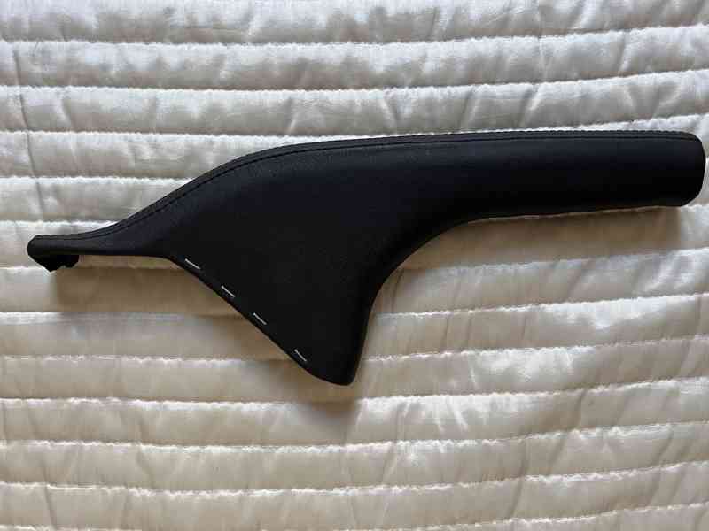 Kožená  rukojeť ruční brzdy pro vozy Škoda. Nová, originál! - foto 8