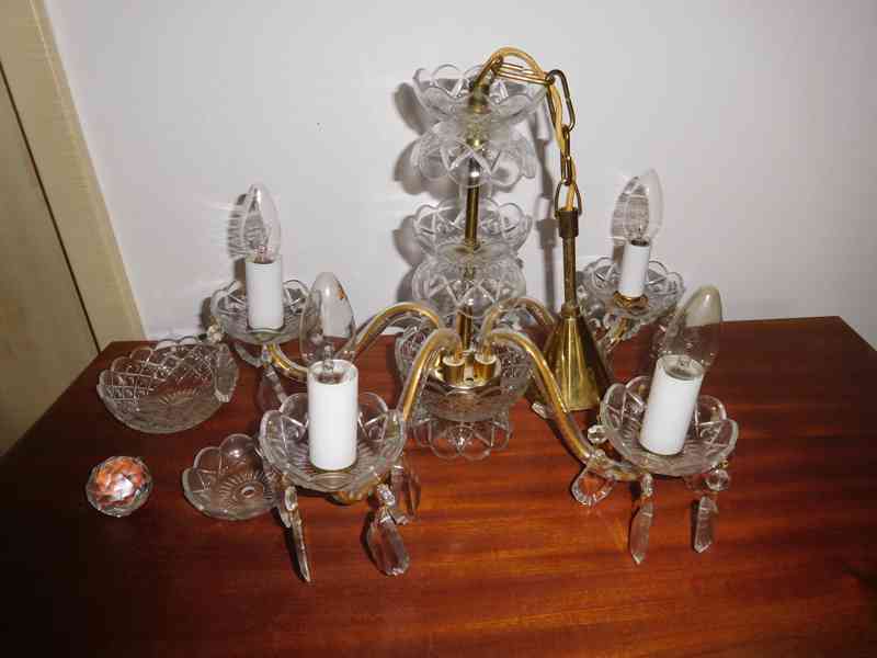 Křišťálový lustr pětiramenný, křišťálová lampa na zeď - foto 4