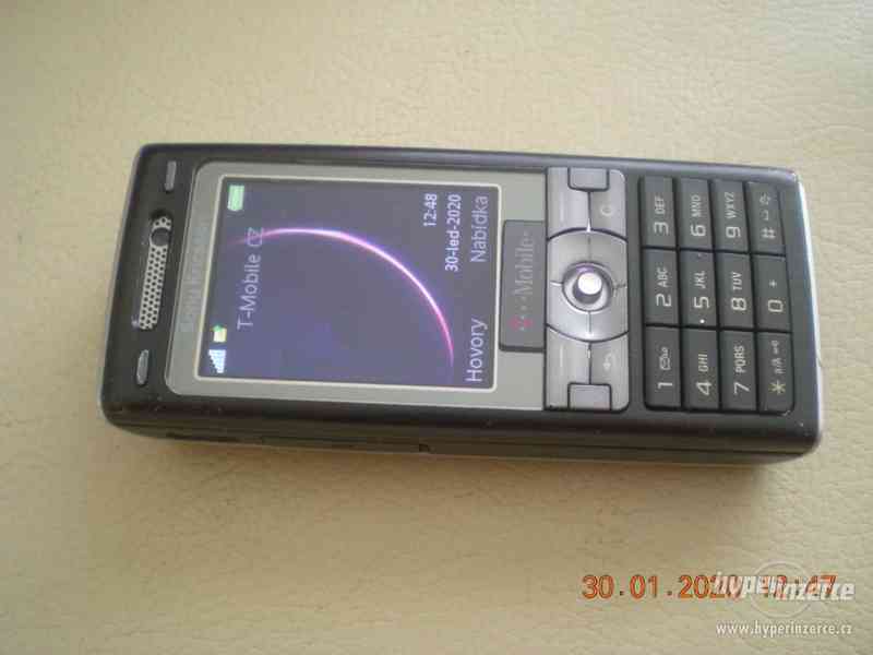 Sony Ericsson K800i - plně funkční mobilní telefony z r.2006 - foto 3