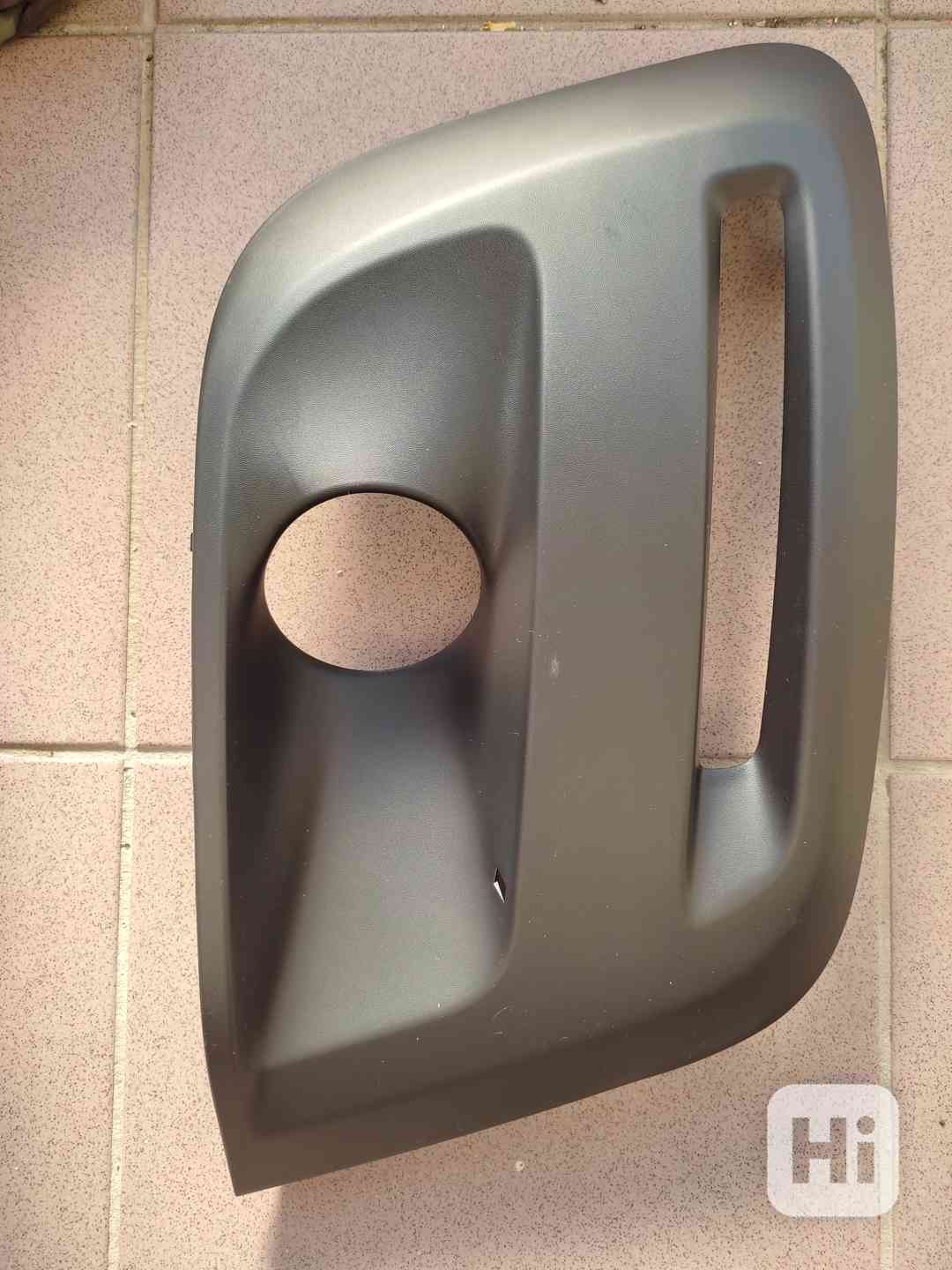 nárazník Citroen Berlingo II - foto 1