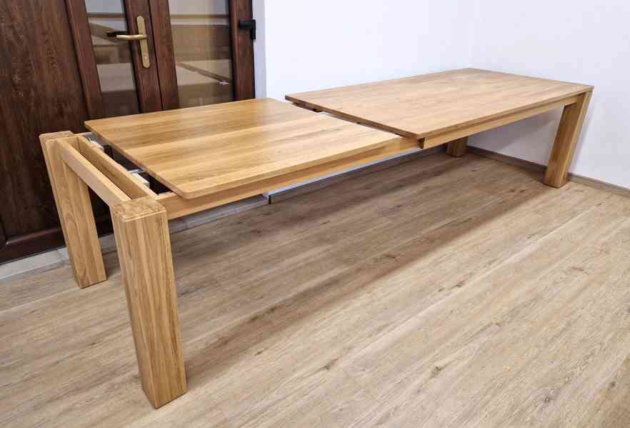 SLEVA - NOVÝ ROZKLÁDACÍ STŮL DUB MASIV - foto 3