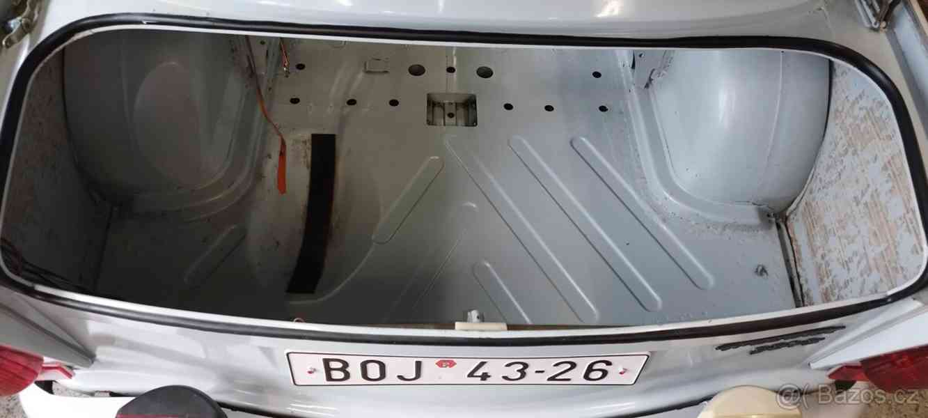Trabant 601 limusine  - foto 12