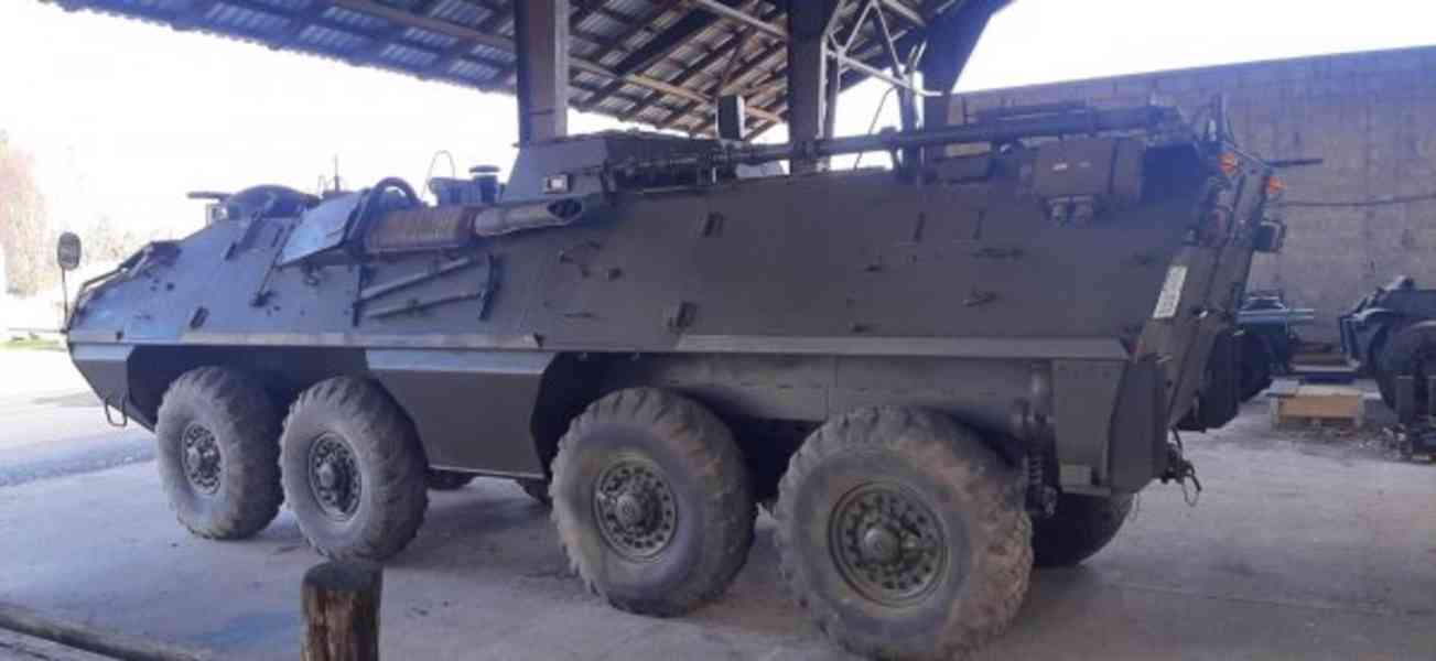 ótéčko obrněný transportér OT64 R3MT 8míst vojenská technika - foto 3