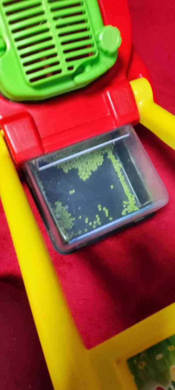 Dětská sekačka na trávu s košem  - foto 5